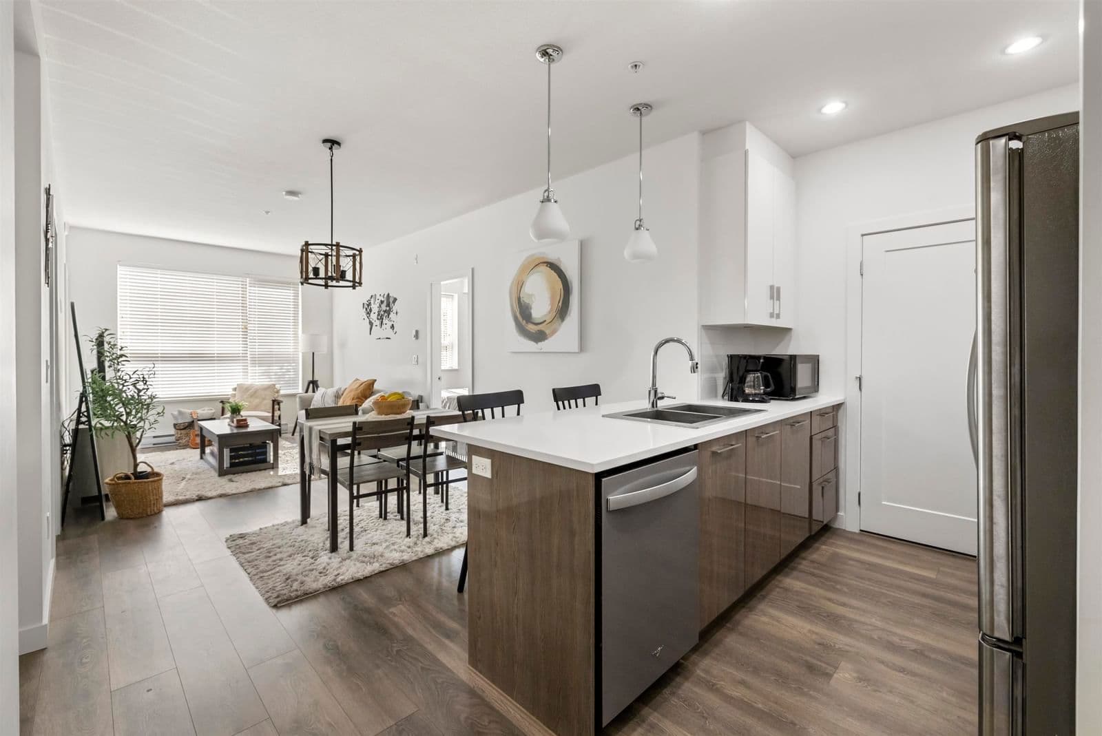 PublicWebsiteListing image 4