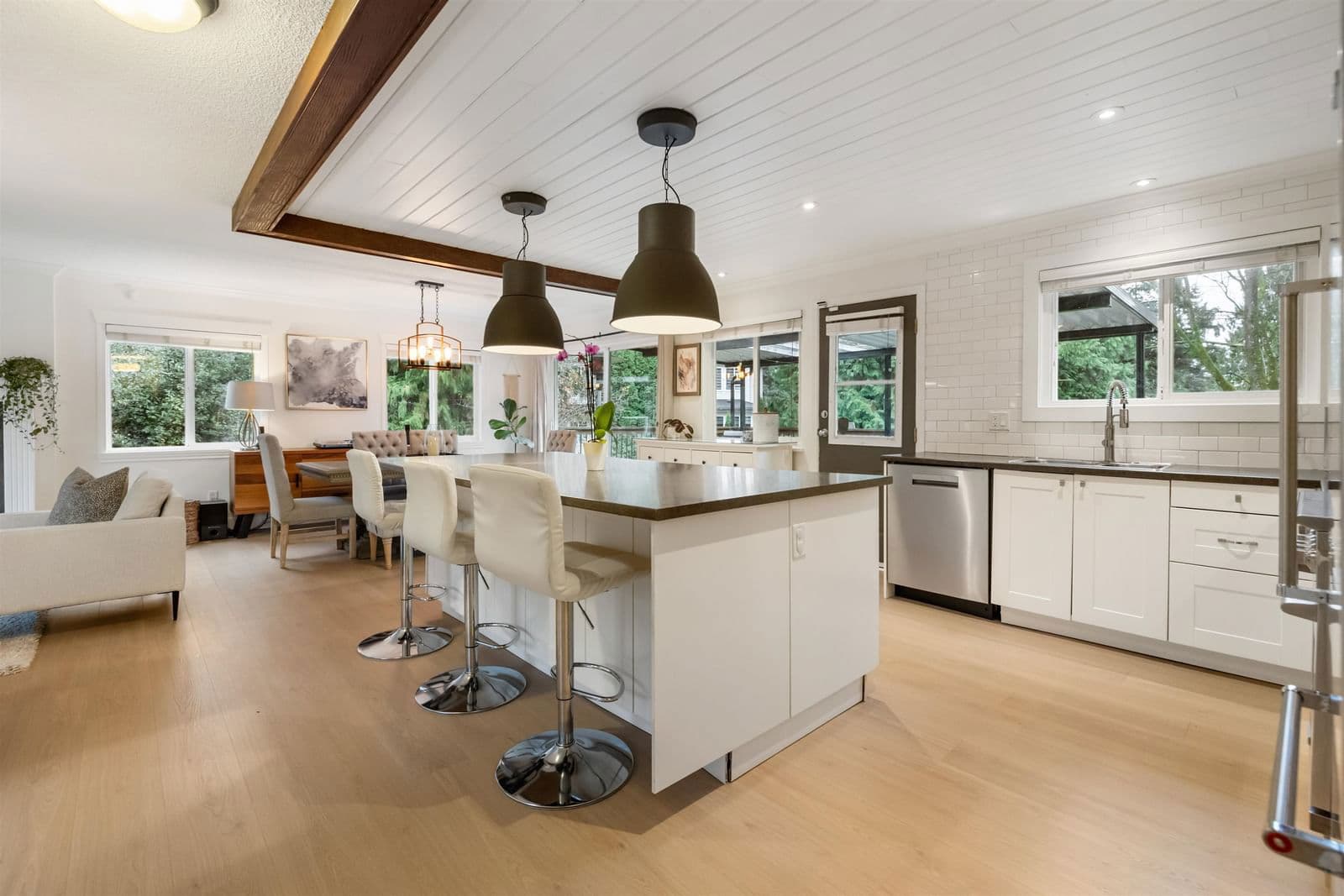 PublicWebsiteListing image 4